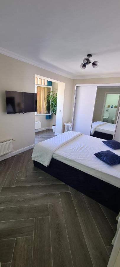 White rezidence Apartment Curtea de Argeş Exterior foto