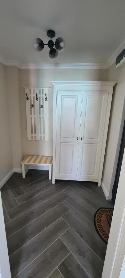 White rezidence Apartment Curtea de Argeş Exterior foto